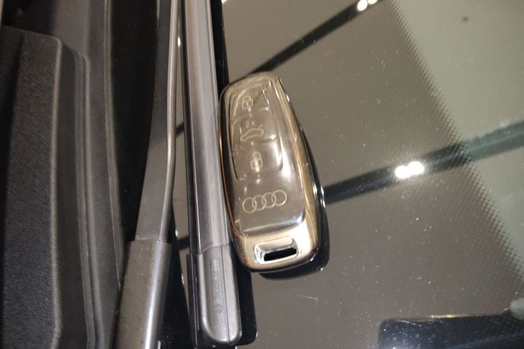 Audi A6L 2024 car image #11