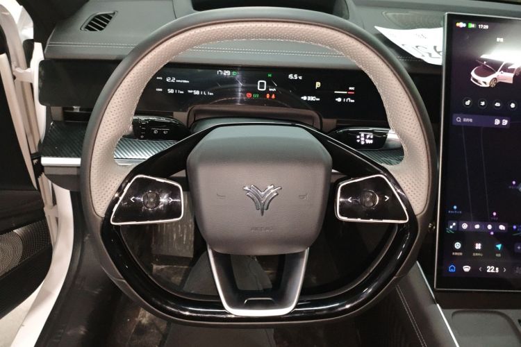 哪吒汽车 哪吒S猎装 2025 #11 哪吒汽车 哪吒S猎装 2025 汽车图片 #11