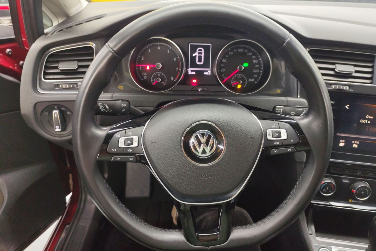 Volkswagen Golf 2020 immagine di auto #11