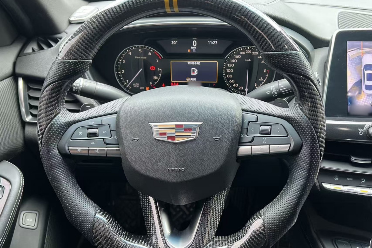2021 car image #11