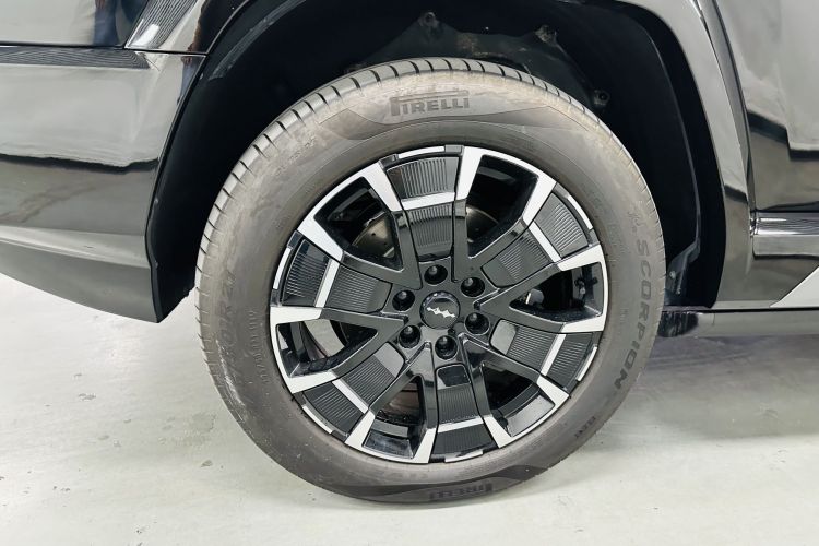 方程豹 豹8 2025 汽车图片 #11