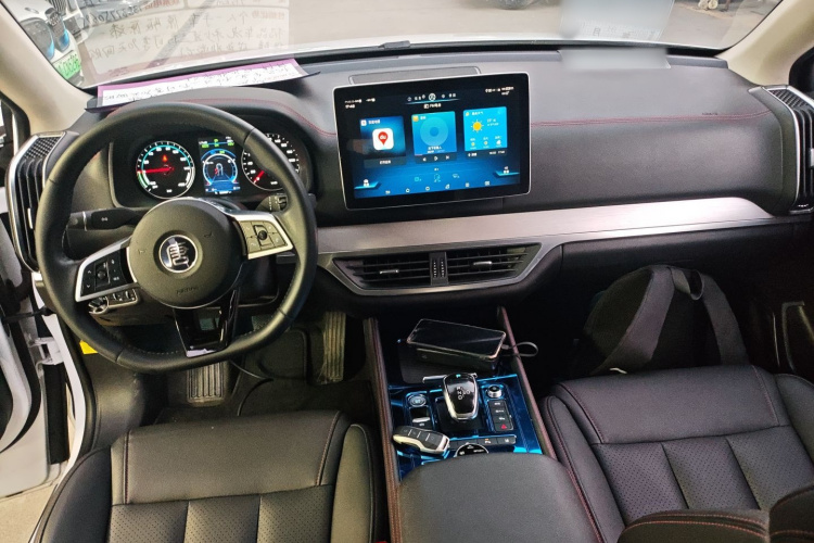 BYD Tang New Energy 2018 #11 BYD Tang New Energy 2018 car image #11