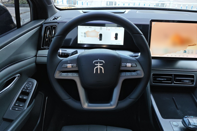BYD SongL DM-i 2025 car image #11