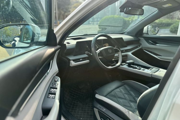 Changan CS75 Plus 2023 car image #11