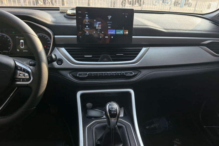GEELY Vision X6 2019 car image #11