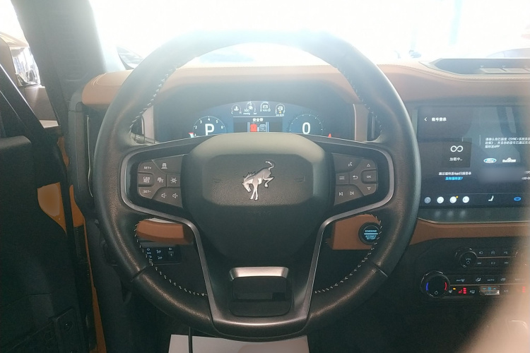 Ford Bronco 2025 immagine di auto #11