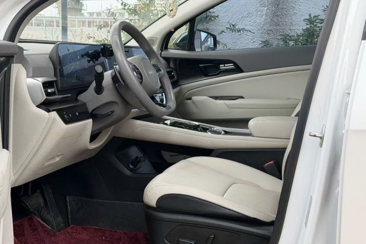 Kia Sportage 2023 car image #11