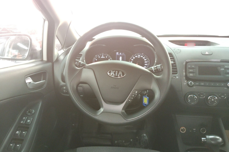 Kia 2017 immagine di auto #11