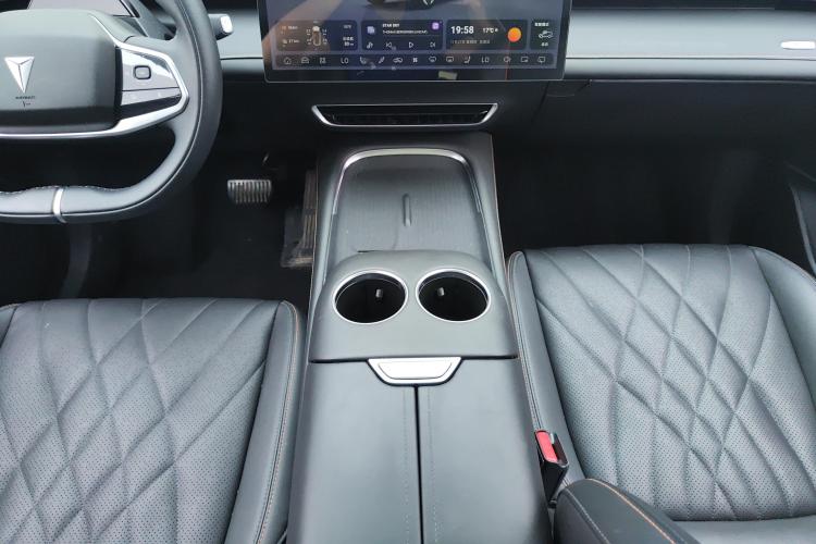 Deepal S07 2023 #11 Deepal S07 2023 car image #11