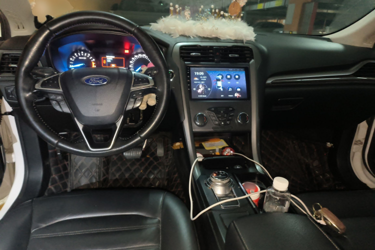 Ford Mondeo 2017 #11 Ford Mondeo 2017 car image #11
