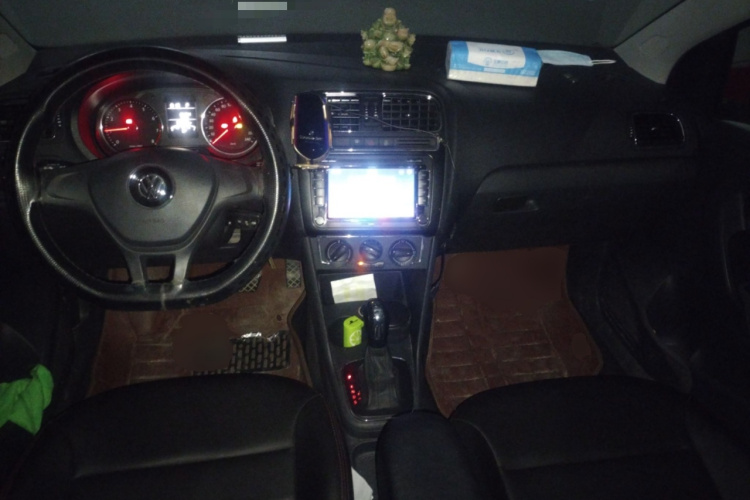 Polo 2016 immagine di auto #11