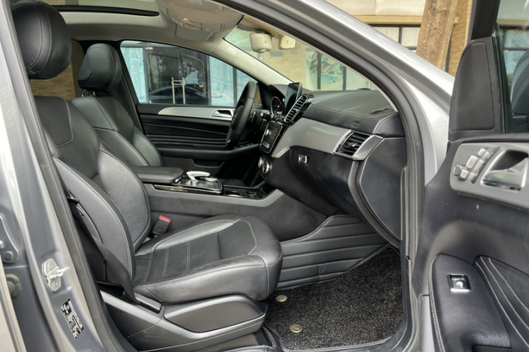 Mercedes-Benz GLE Coupe 2016 car image #11