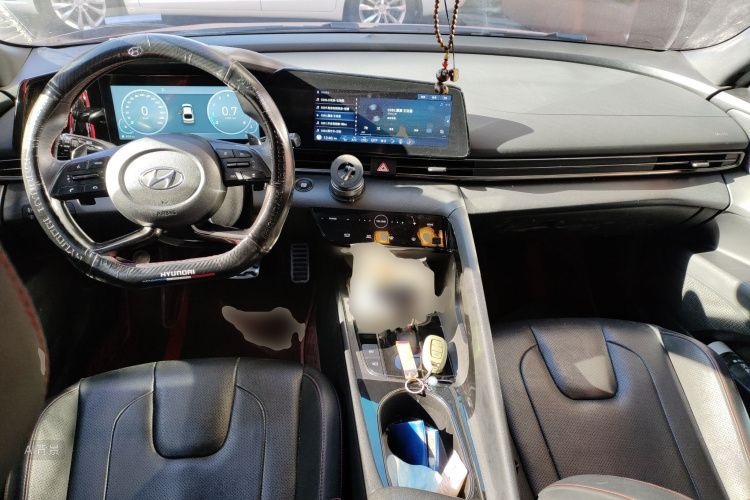 Hyundai Elantra 2022 car image #11