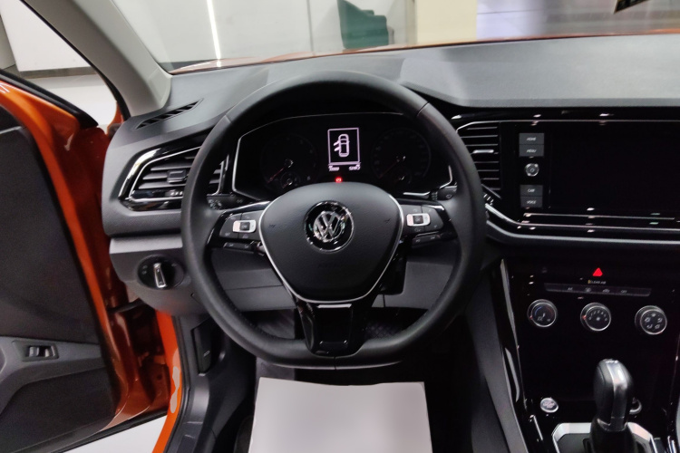 T-Roc 2020 car image #11