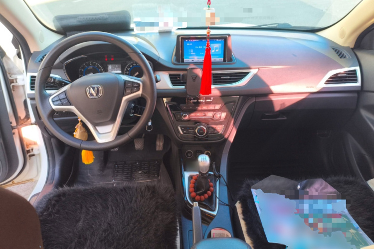 Changan Alsvin V7 2017 car image #11