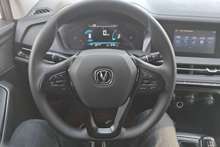 Changan CS15 2020 صورة سيارة #11