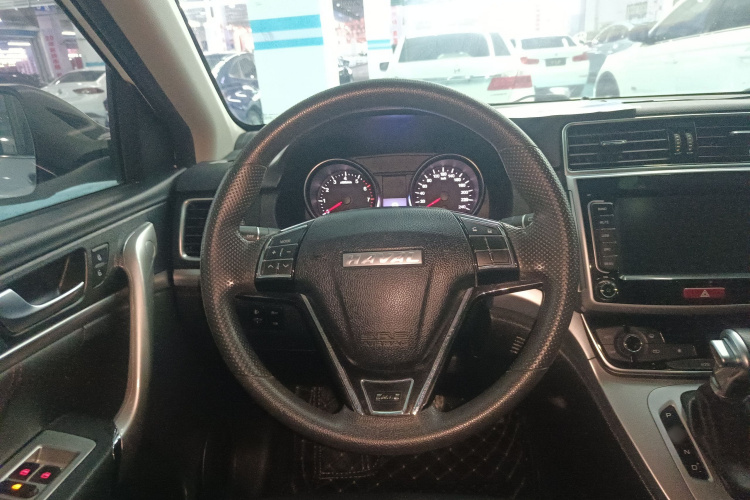 Haval M6 2020 #11 Haval M6 2020 car image #11