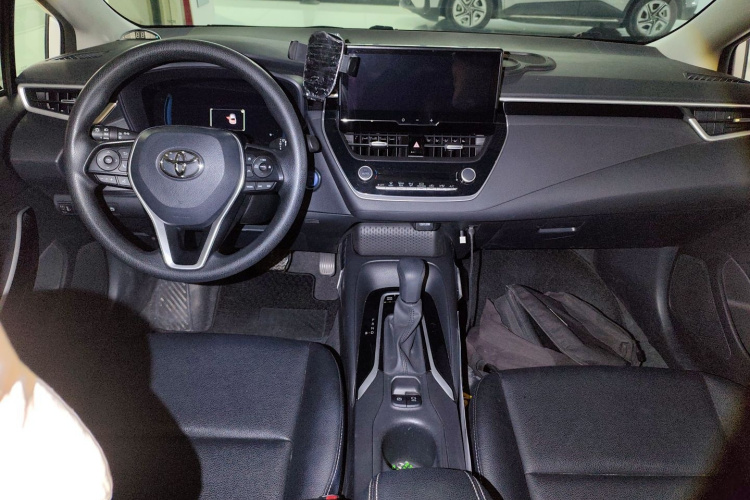 Toyota Corolla 2023 car image #11