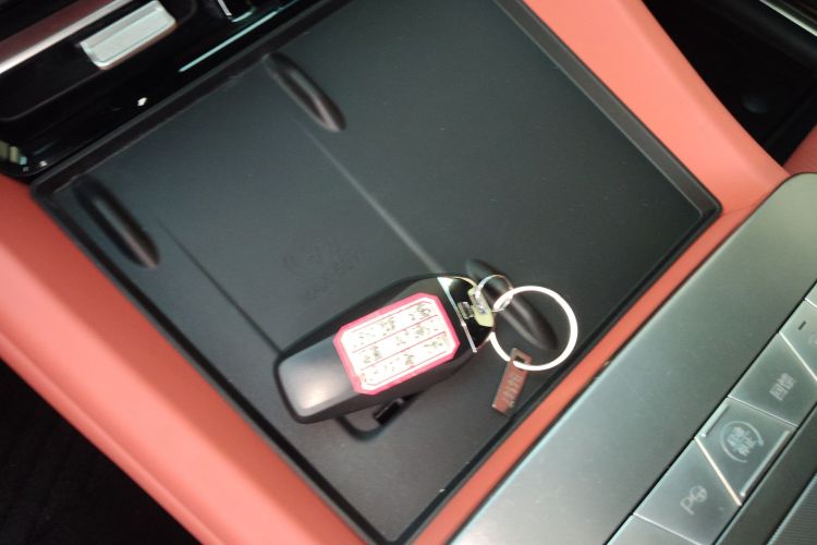 BYD Tang L 2025 car image #11