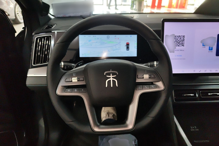 BYD SongL DM-i 2025 car image #11