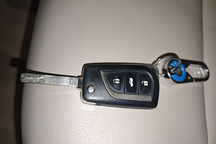 丰田 卡罗拉 2017 汽车图片 #11