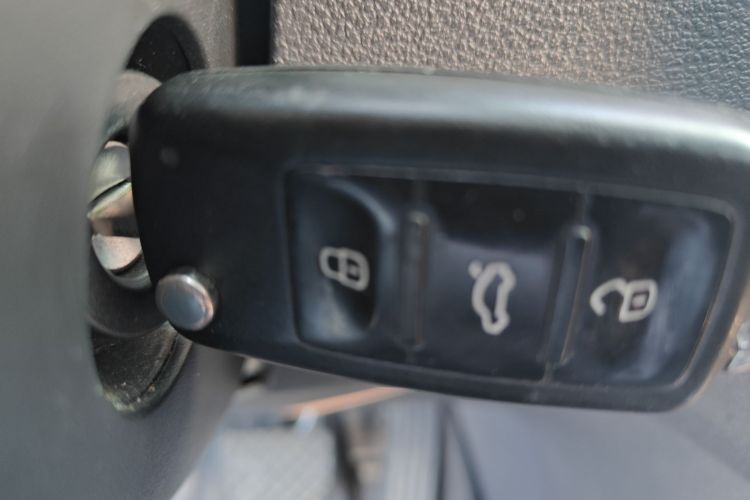 Volkswagen Touran 2014 #11 Volkswagen Touran 2014 immagine di auto #11