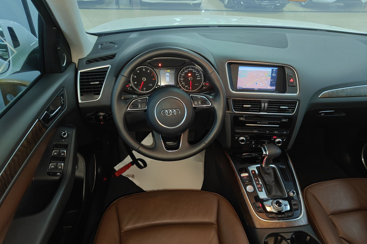 Audi Q5 2014 imagen de coche #11