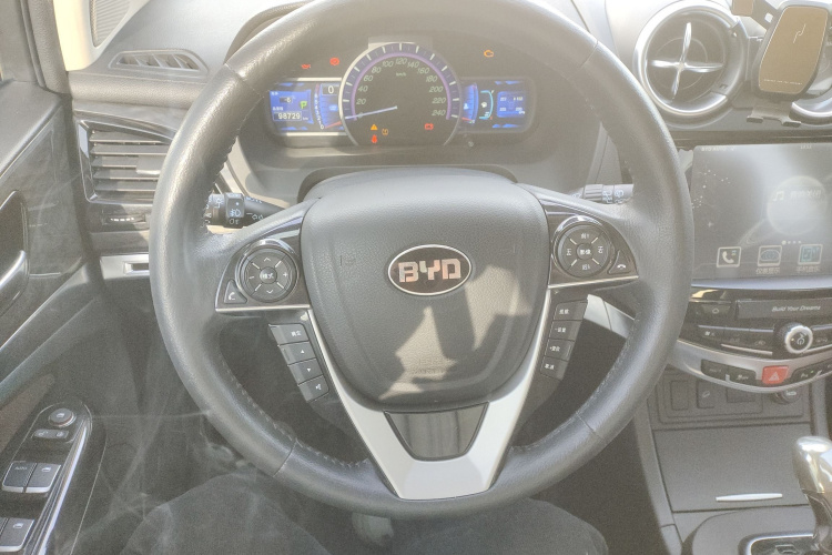 BYD S7 2016 #11 BYD S7 2016 car image #11