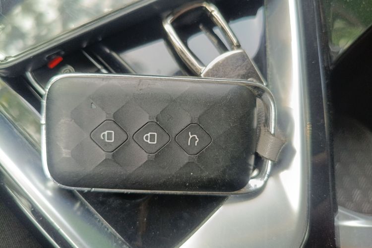 Wuling Asta 2021 #11 Wuling Asta 2021 изображение автомобиля #11