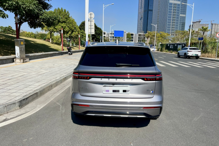 GEELY 2023 car image #11