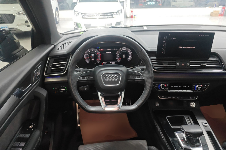 Audi Q5L Sportback 2023 #11 Audi Q5L Sportback 2023 car image #11