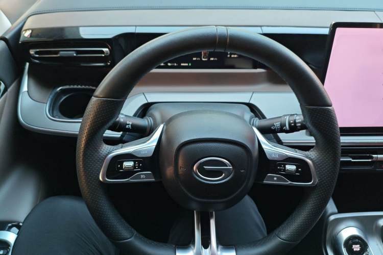 GAC Trumpchi E8 New Energy 2024 car image #11