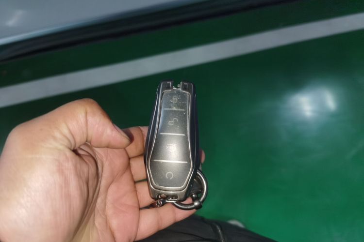 BYD Frigate 07 2023 #11 BYD Frigate 07 2023 car image #11