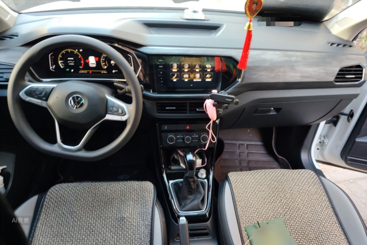 Tacqua 2020 car image #11