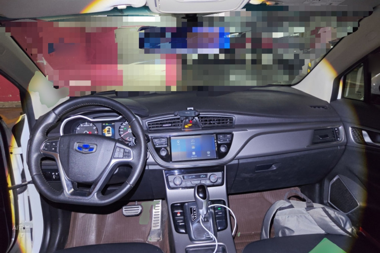 GEELY Emgrand GS 2018 car image #11