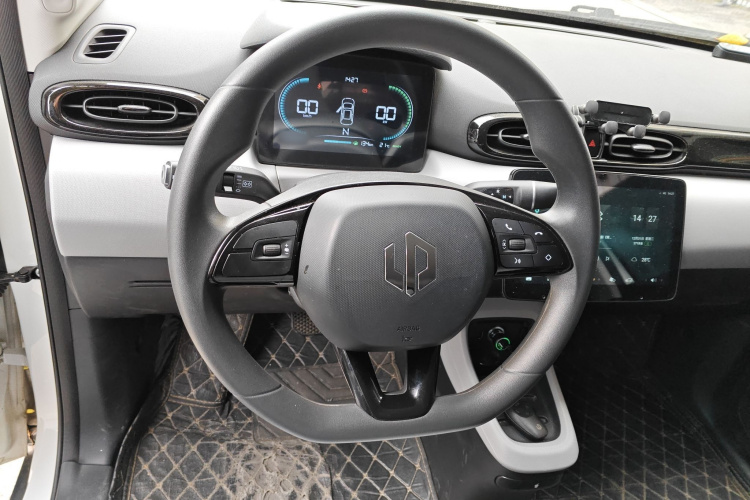 零跑汽车 零跑T03 2023 汽车图片 #11