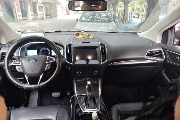 Ford Edge 2019 صورة سيارة #11