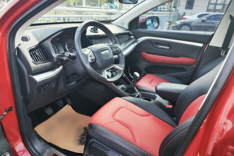 Haval H2s 2016 car image #11