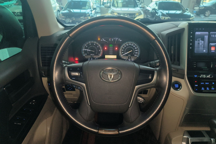 Toyota 2019 car image #11