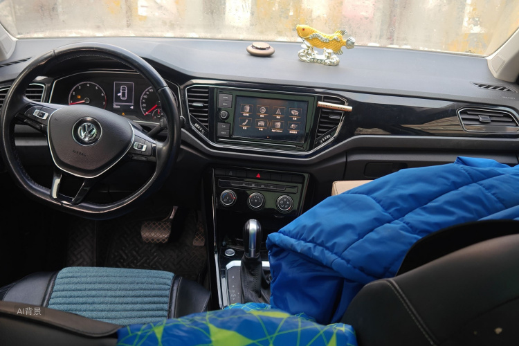 T-Roc 2019 car image #11