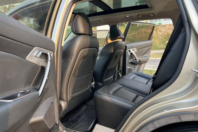 GEELY Boyue 2016 #11 GEELY Boyue 2016 car image #11
