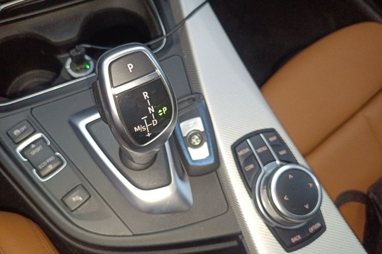 BMW 4 Series 2018 #11 BMW 4 Series 2018 car image #11