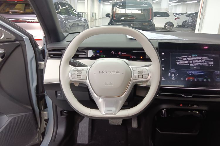 Honda e:NS2 2024 #11 Honda e:NS2 2024 car image #11