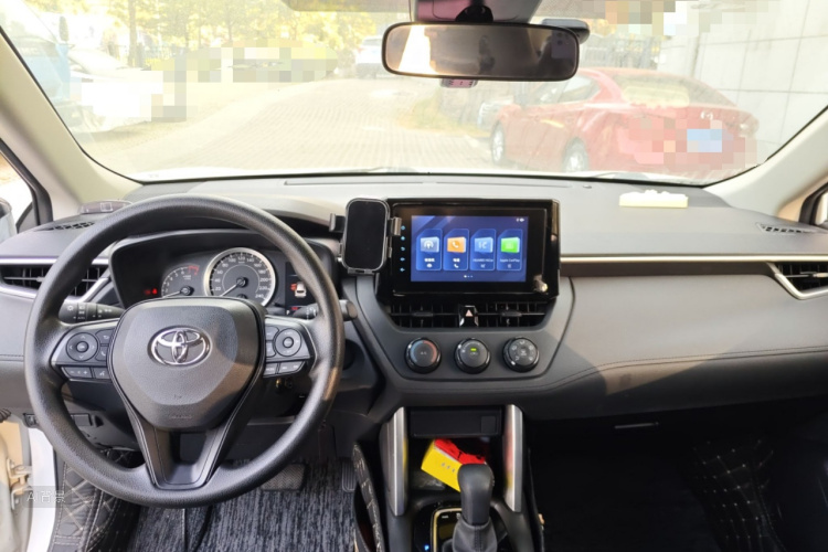 Toyota Corolla Cross 2023 car image #11