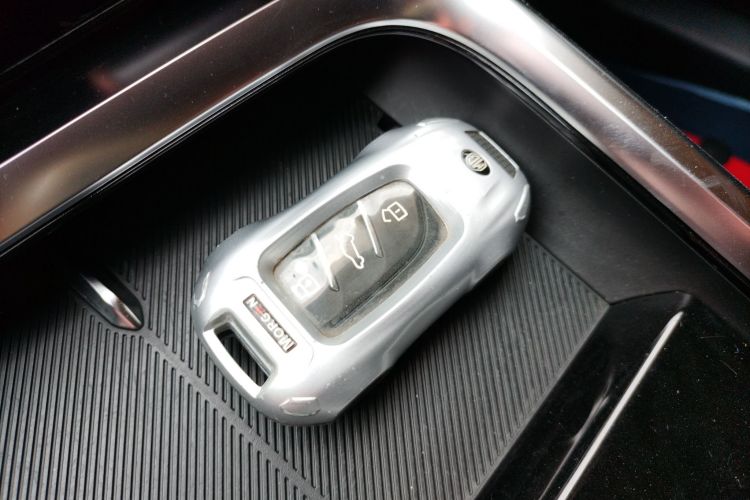 MG 5 Scorpio 2023 car image #11