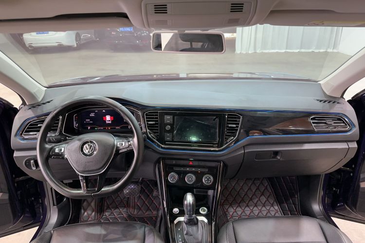 Volkswagen T-Roc 2020 #11 Volkswagen T-Roc 2020 car image #11