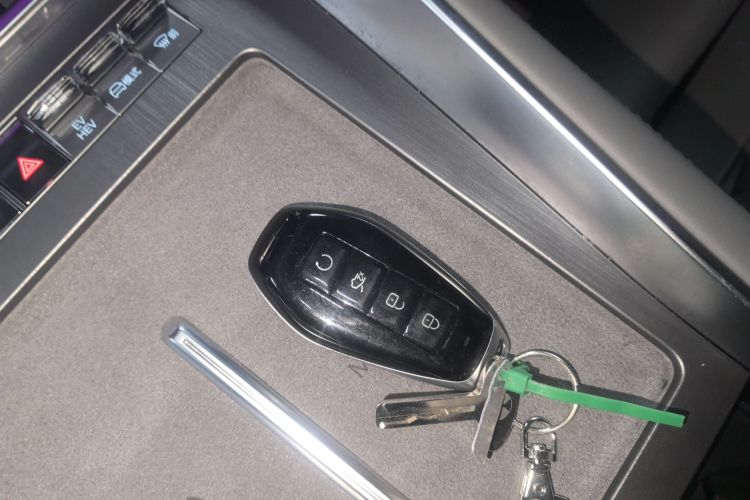 Denza N9 2025 #11 Denza N9 2025 immagine di auto #11