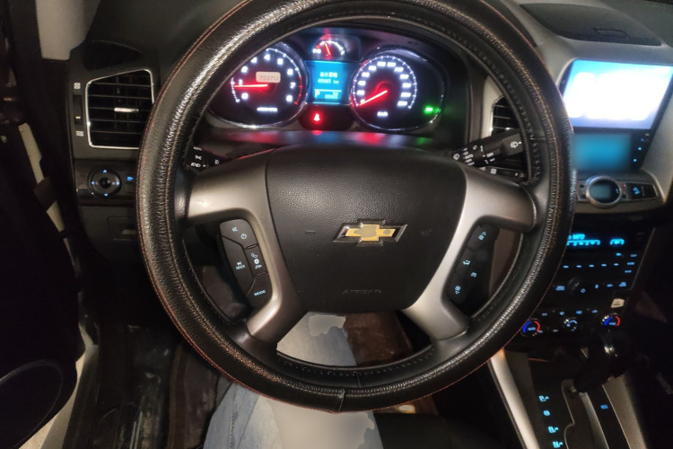 Chevrolet Captiva 2015 #11 Chevrolet Captiva 2015 car image #11