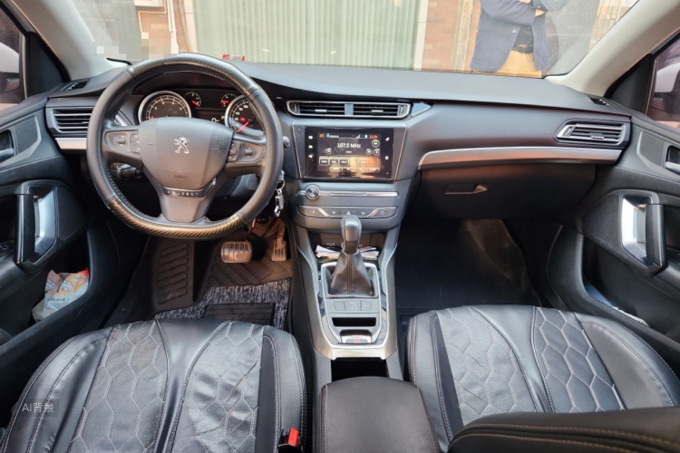 Peugeot 408 2017 car image #11