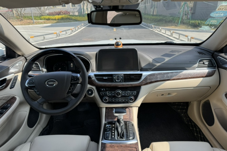 GAC Trumpchi GA8 2018 #11 GAC Trumpchi GA8 2018 car image #11